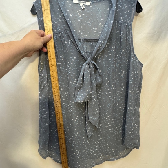 Daniel Rainn Gray Sleeveless Blouse - Picture 6 of 9